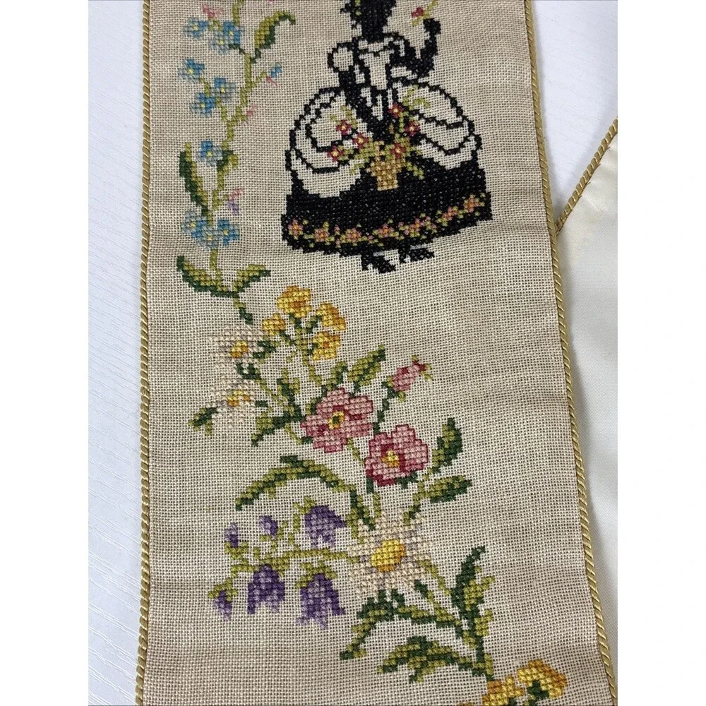 VTG Bell Pull Cross-Stitch Needlepoint Fabric Victorian Colonial Floral Couples